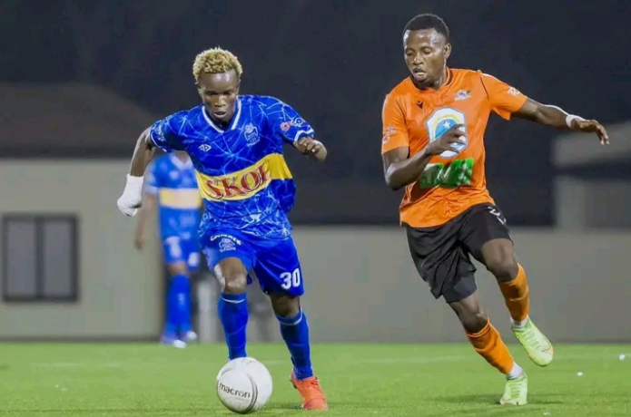 Joachiam Ojera wakoroze Rayon Sports kugeza imwihorereye yamaze kurangizanya n’ikipe yo mu gihugu cyigira abakobwa beza kurusha ibindi ku isi.