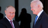 Perezida w’Uburusiya, Vladimir Putin, yatangaje ko yifuza Joe Biden kubutengetsi bwa leta zunze ubumwe z’amerika yitandukanya na Donald Trump.