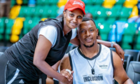 Byari ibyishimo muri BK Arena! Mutesi Scovia yagaragaje imbamutima ze nyuma yo guhura n’abasore bakina Basketball y’abafite ubumuga bakina bicaye mu tugare . AMAFOTO