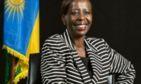 Louise Mushikiwabo yashimiye aba mwihanganishije muri ibi bihe byo kwibuka jenoside yakorewe abatutsi.