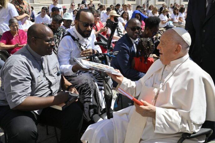  yahuye na Papa Francis