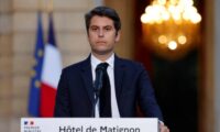 Perezida Macron yanze ubwegure bwa Minisitiri w’Intebe