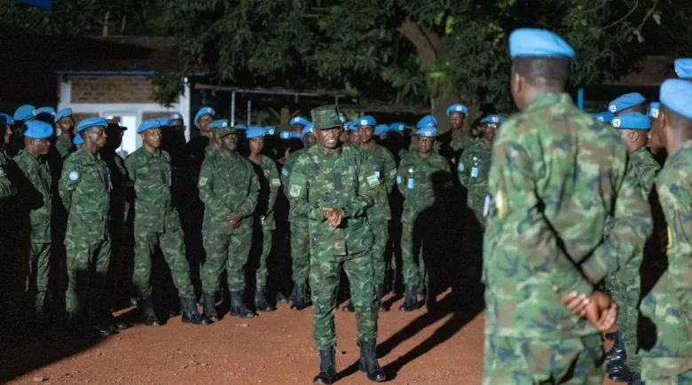 Umugaba Mukuru w’Ingabo yasuye abasirikare bari mu butumwa bw’amahoro muri Centrafrique