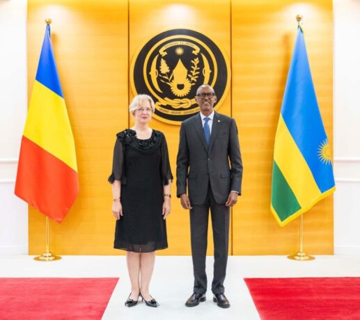 Perezida Kagame yakiriye inyandiko za ba Ambasaderi bashya 8 