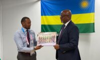 abakinnyi bahagarariye u Rwanda mu Mikino Paralempike basuwe na Amb. Nkulikiyimfura