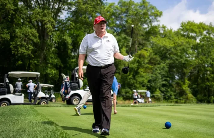 trump yari agiye kuraswa ubwo yari iwe akina Golf