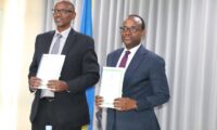 Minisitiri w’Uburezi mushya yahererekanyije ububasha na Twagirayezu Gaspard asimbuye 