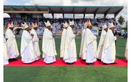 Abepisikopi bamaganye ishimutwa ry’abaturage