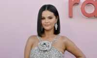 Selena Gomez yagarutse ku cyatumye ahagarika umuziki