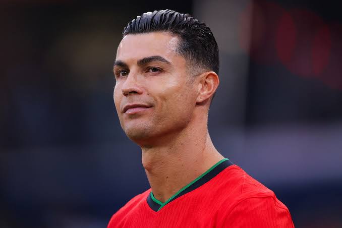 Cristiano yujuje miliyari y’abamukurikira ku mbuga nkoranyambaga