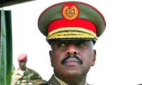 Gen Muhoozi yateguje Amerika ibihano