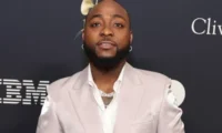 Davido agiye gutanga arenga miliyoni 250 yo gufasha Imfubyi